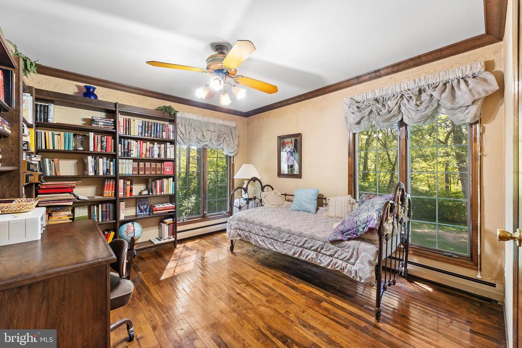 Hightstown, New Jersey, 08520, United States, 5 Bedrooms Bedrooms, ,4 BathroomsBathrooms,Residential,For Sale,1905744