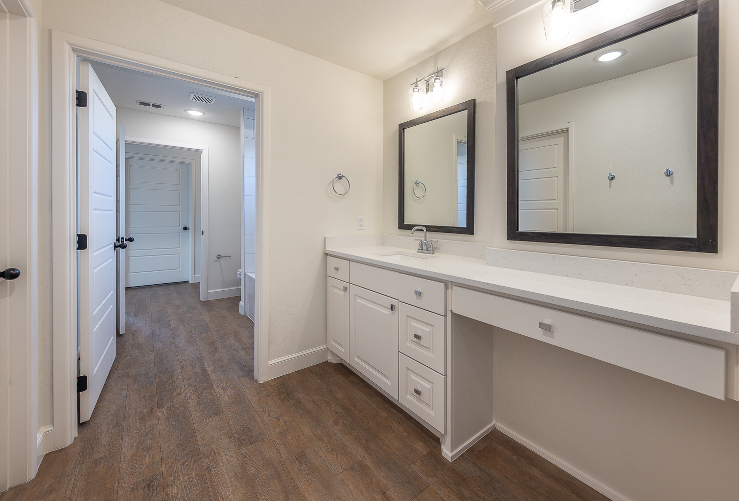 Lubbock, Texas, 79424, United States, 4 Bedrooms Bedrooms, ,4 BathroomsBathrooms,Residential,For Sale,1761130