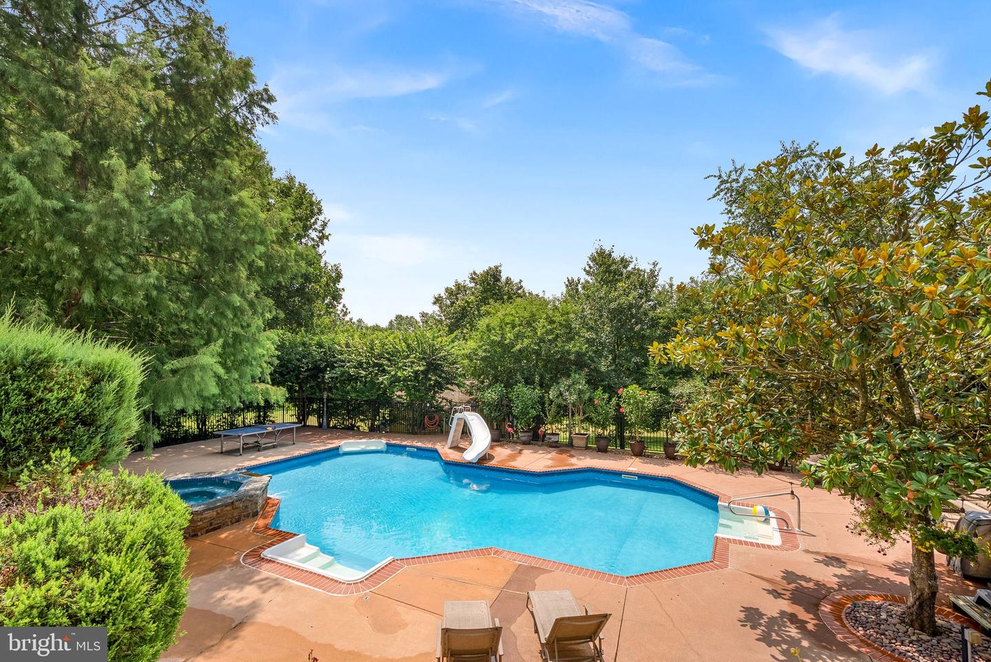 Waterford, Virginia, 20197, United States, 5 Bedrooms Bedrooms, ,4 BathroomsBathrooms,Residential,For Sale,1940957