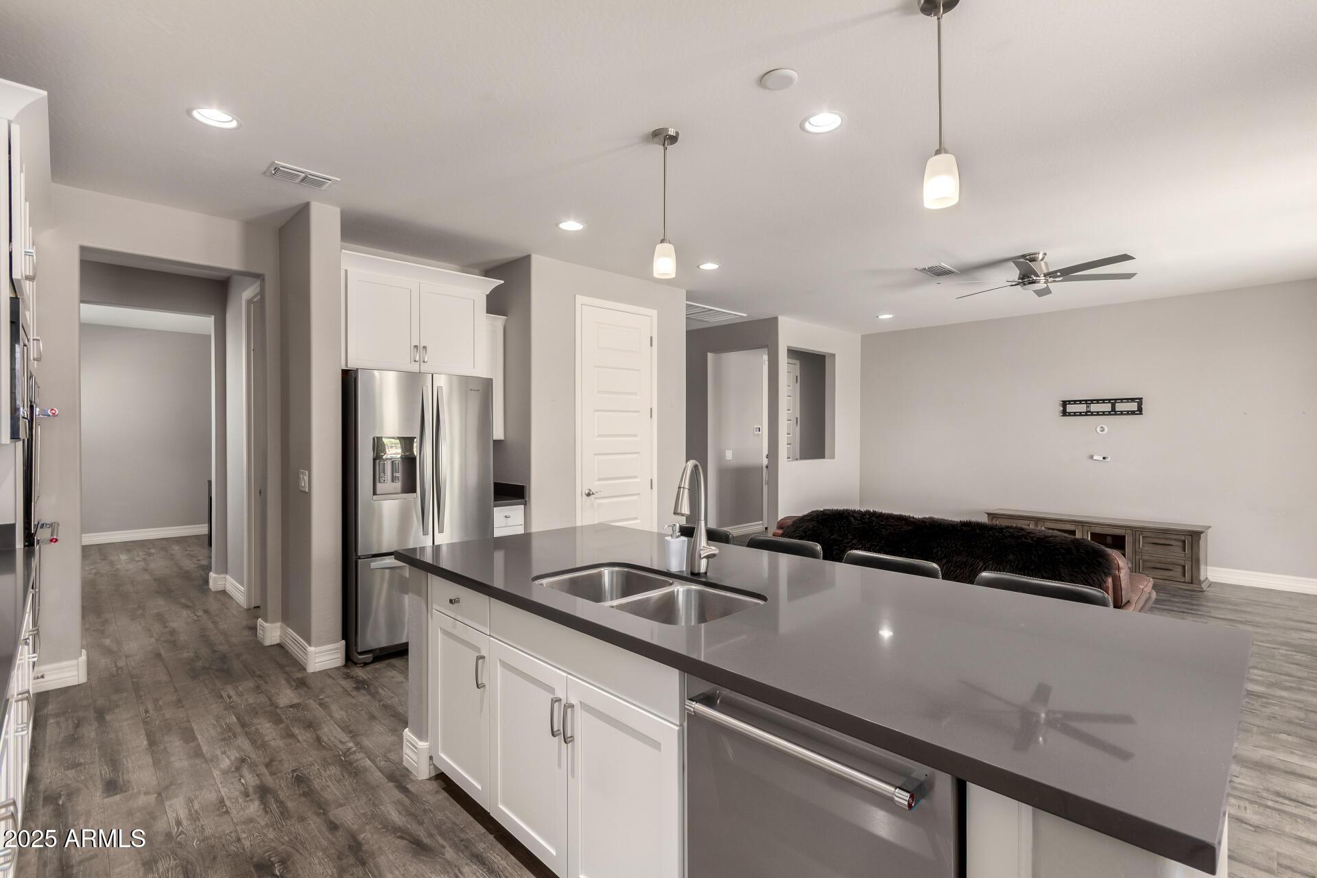 Phoenix, Arizona, 85085, United States, 4 Bedrooms Bedrooms, ,3 BathroomsBathrooms,Residential,For Sale,1937204
