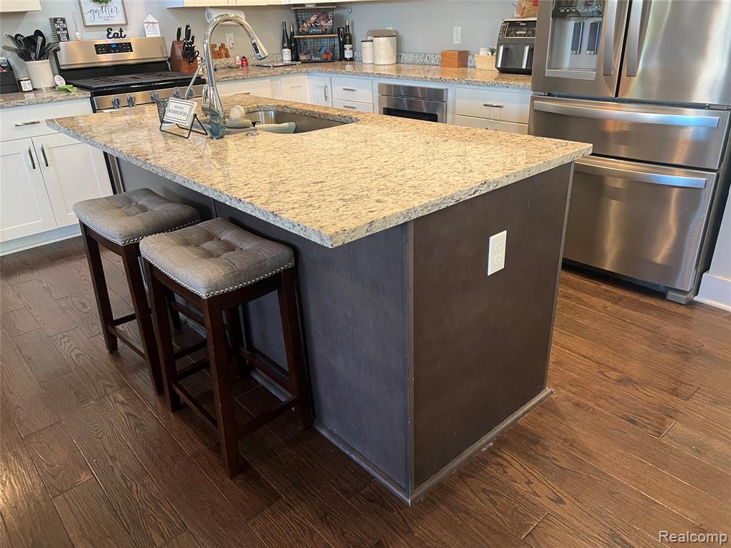 York Township, Michigan, 48176, United States, 4 Bedrooms Bedrooms, ,2 BathroomsBathrooms,Residential,For Sale,1988753