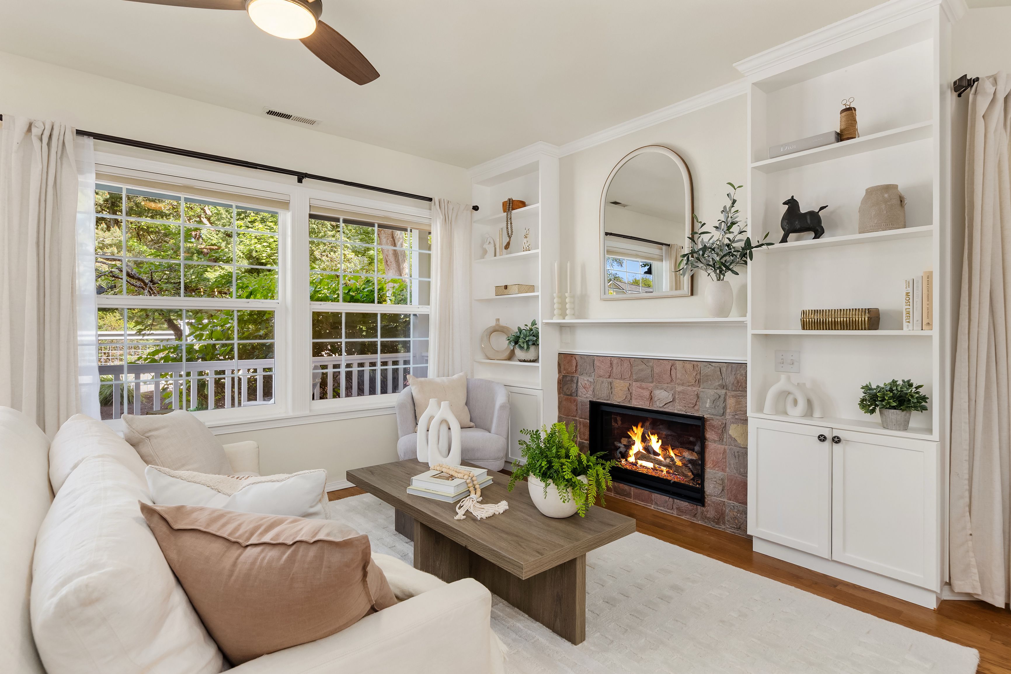  705 Moji Lane NW, Bainbridge Island, WA 98110 - 物件實景