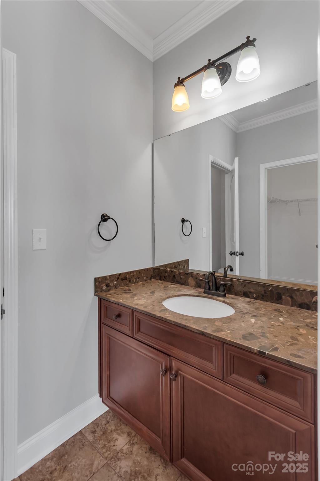 Shelby, North Carolina, 28150, United States, 3 Bedrooms Bedrooms, ,4 BathroomsBathrooms,Residential,For Sale,1868459