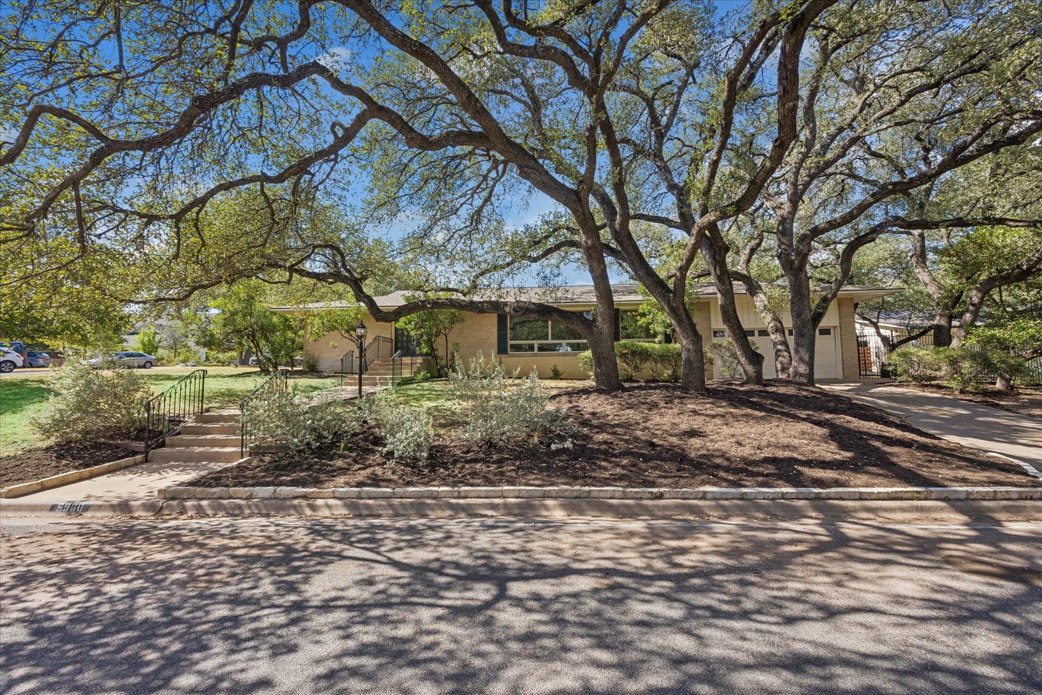 Overlook Dr, Austin, TX 78731