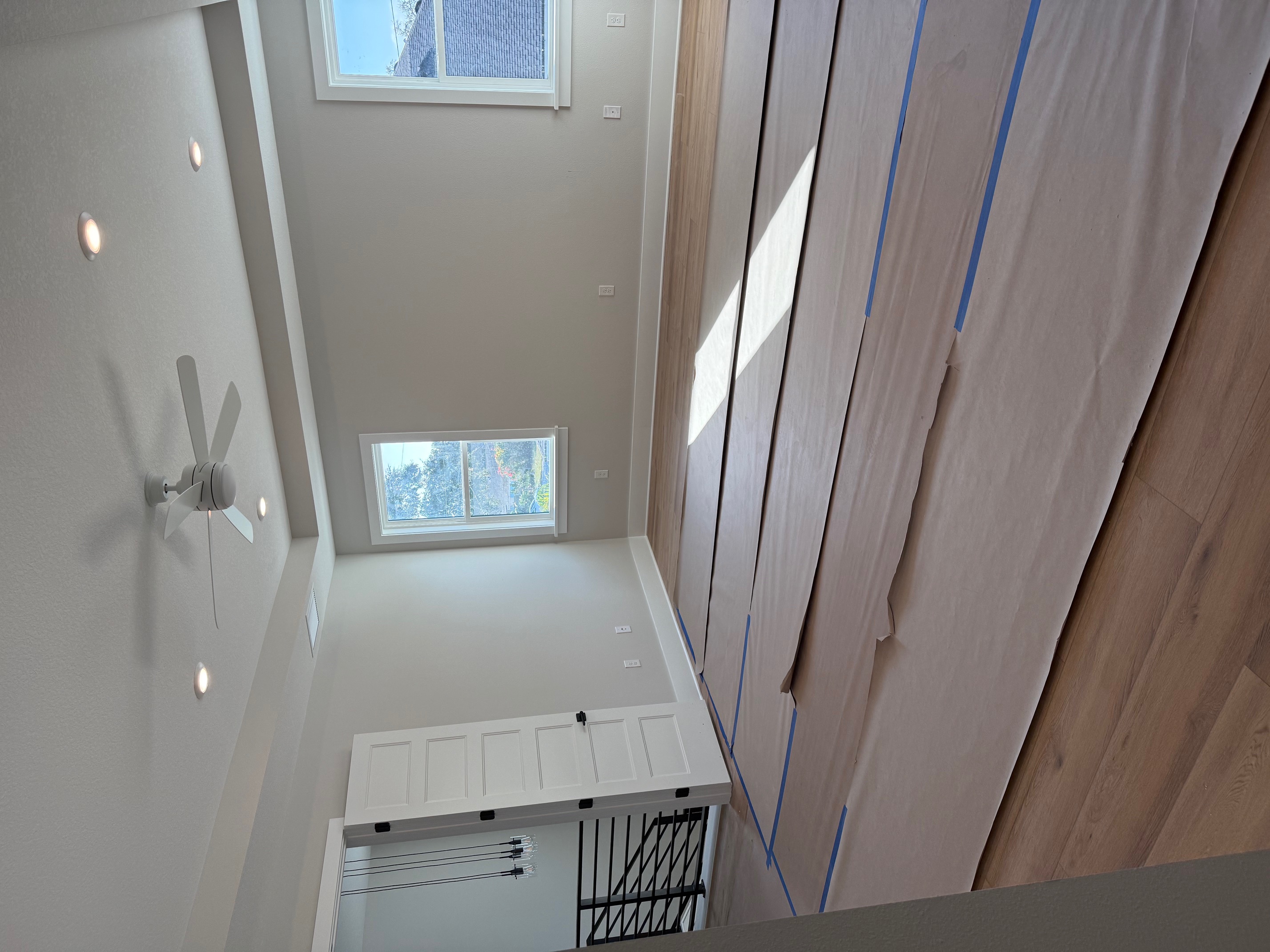 Tampa, Florida, 33611, United States, 5 Bedrooms Bedrooms, ,4 BathroomsBathrooms,Residential,For Sale,1992381