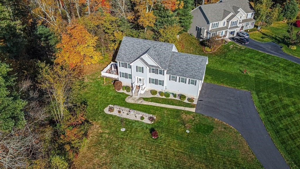 Seabrook, New Hampshire, 03874, United States, 4 Bedrooms Bedrooms, ,3 BathroomsBathrooms,Residential,For Sale,1942793