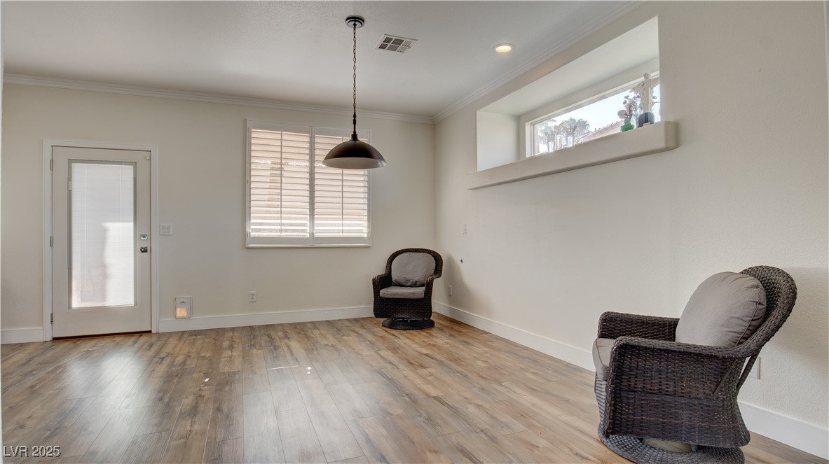 Henderson, Nevada, 89074, United States, 5 Bedrooms Bedrooms, ,2 BathroomsBathrooms,Residential,For Sale,2003072