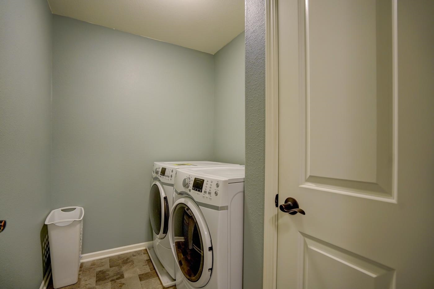 Fort Atkinson, Wisconsin, 53538, United States, 3 Bedrooms Bedrooms, ,4 BathroomsBathrooms,Residential,For Sale,1977213