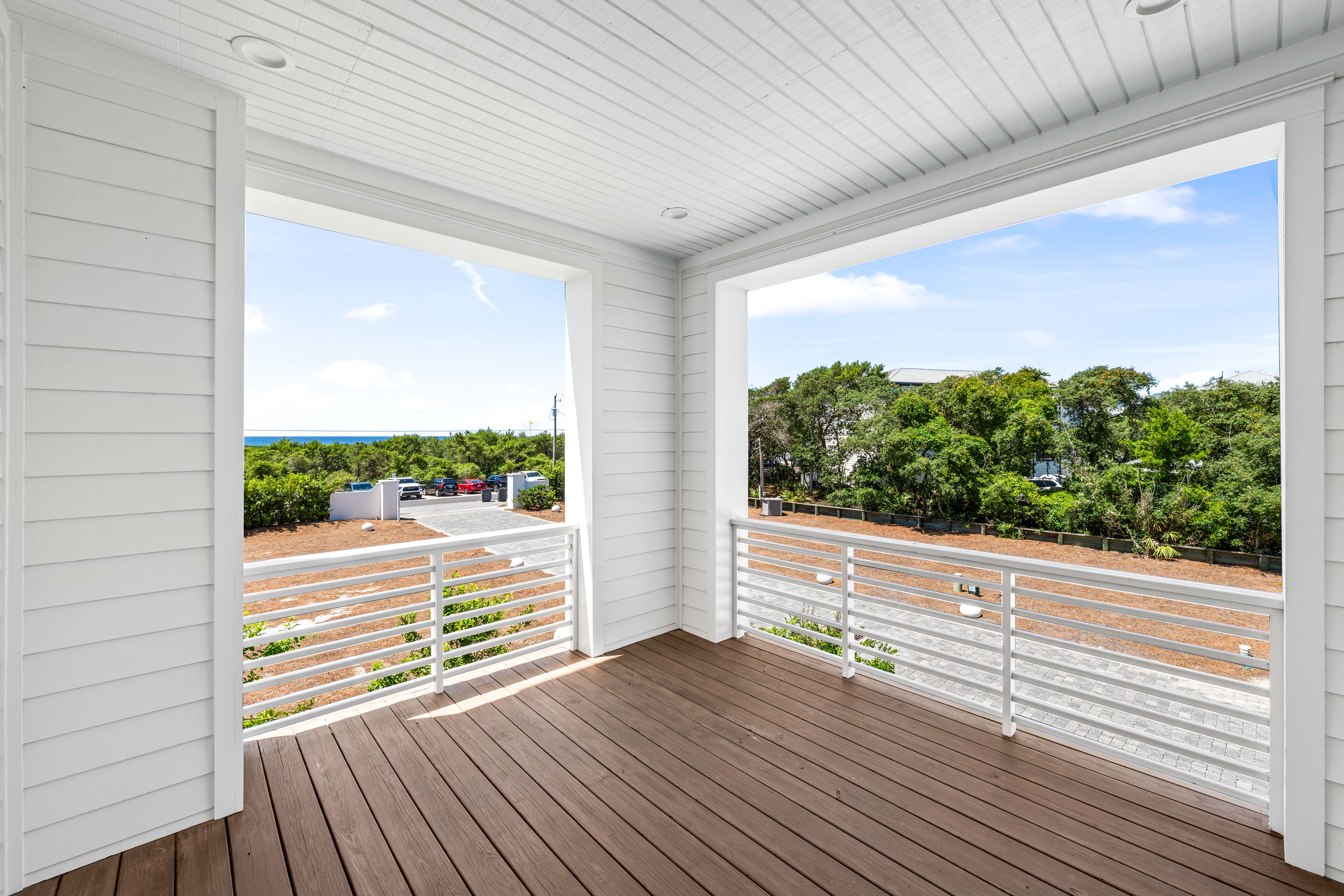  Four-Level Coastal Estate with Gulf Views in Exclusive Mala Beach - 物件實景