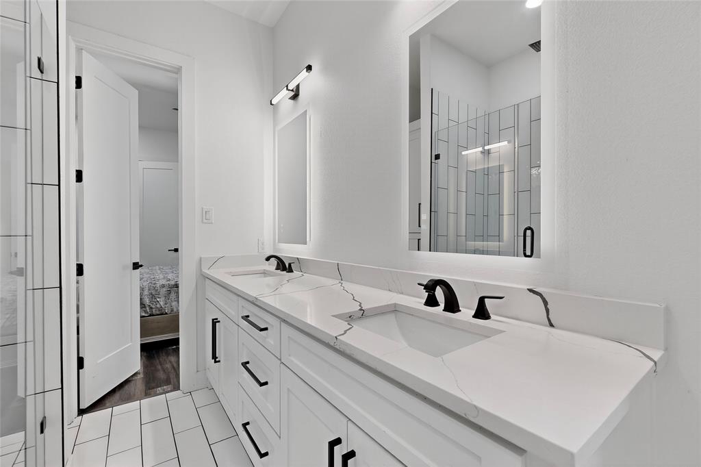 Dallas, Texas, 75223, United States, 6 Bedrooms Bedrooms, ,6 BathroomsBathrooms,Residential,For Sale,1993905