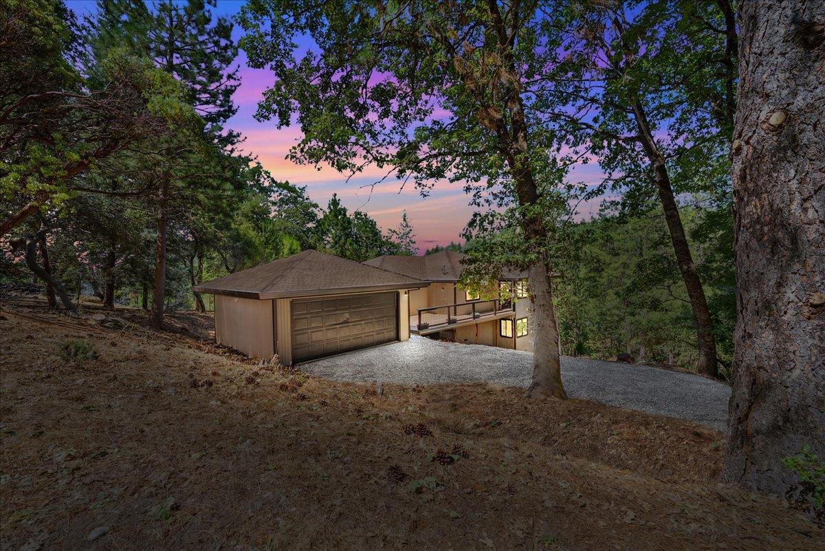 Grass Valley, California, 95949, United States, 4 Bedrooms Bedrooms, ,3 BathroomsBathrooms,Residential,For Sale,1921437