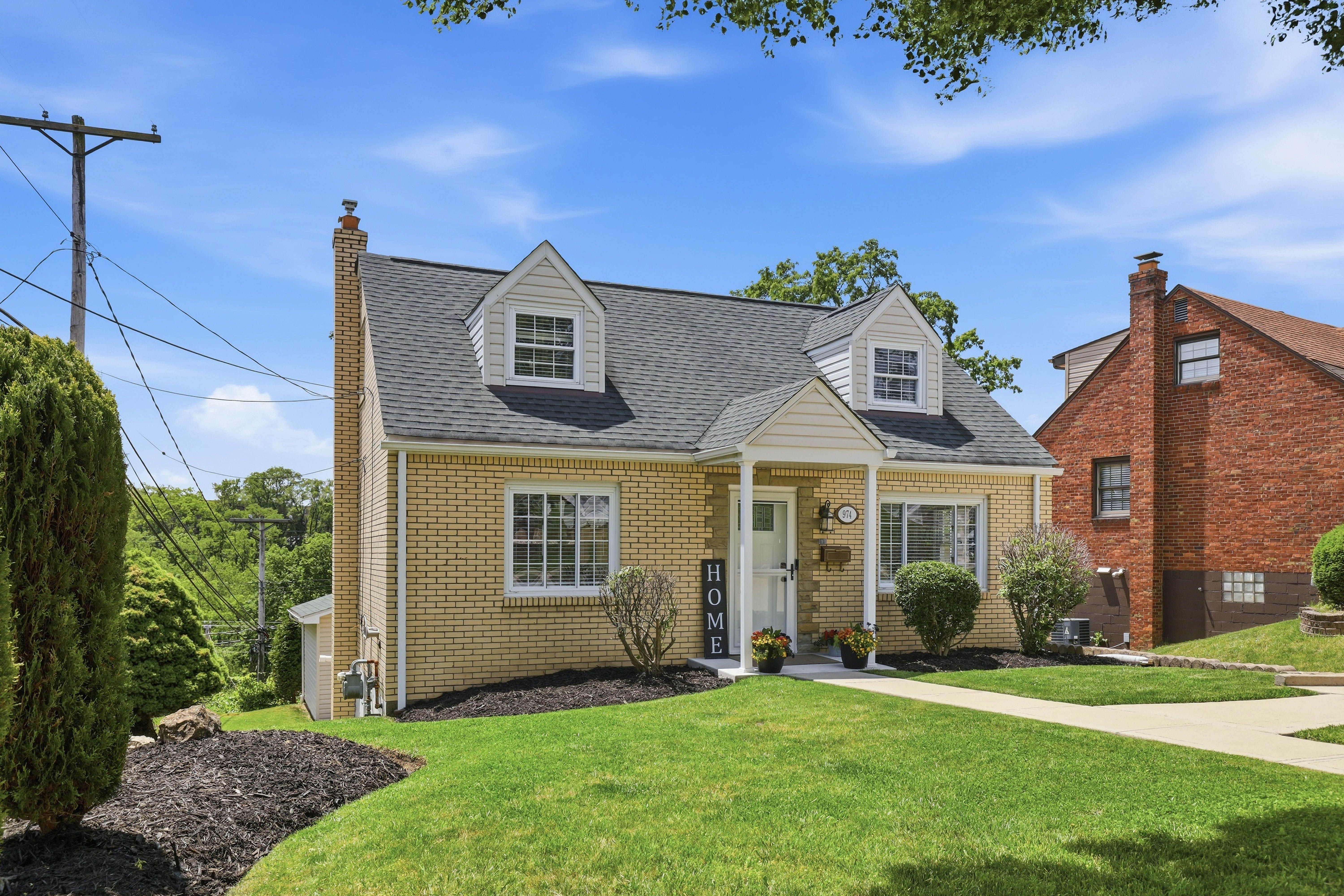  974 Kirsopp Avenue, Pittsburgh, PA 15220 - 物件實景