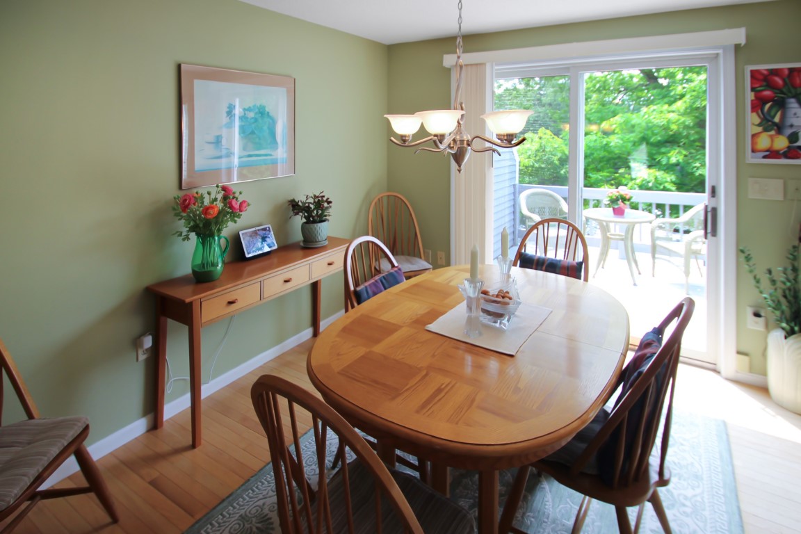 Peabody, Massachusetts, 01960, United States, 3 Bedrooms Bedrooms, ,3 BathroomsBathrooms,Residential,For Sale,1908013