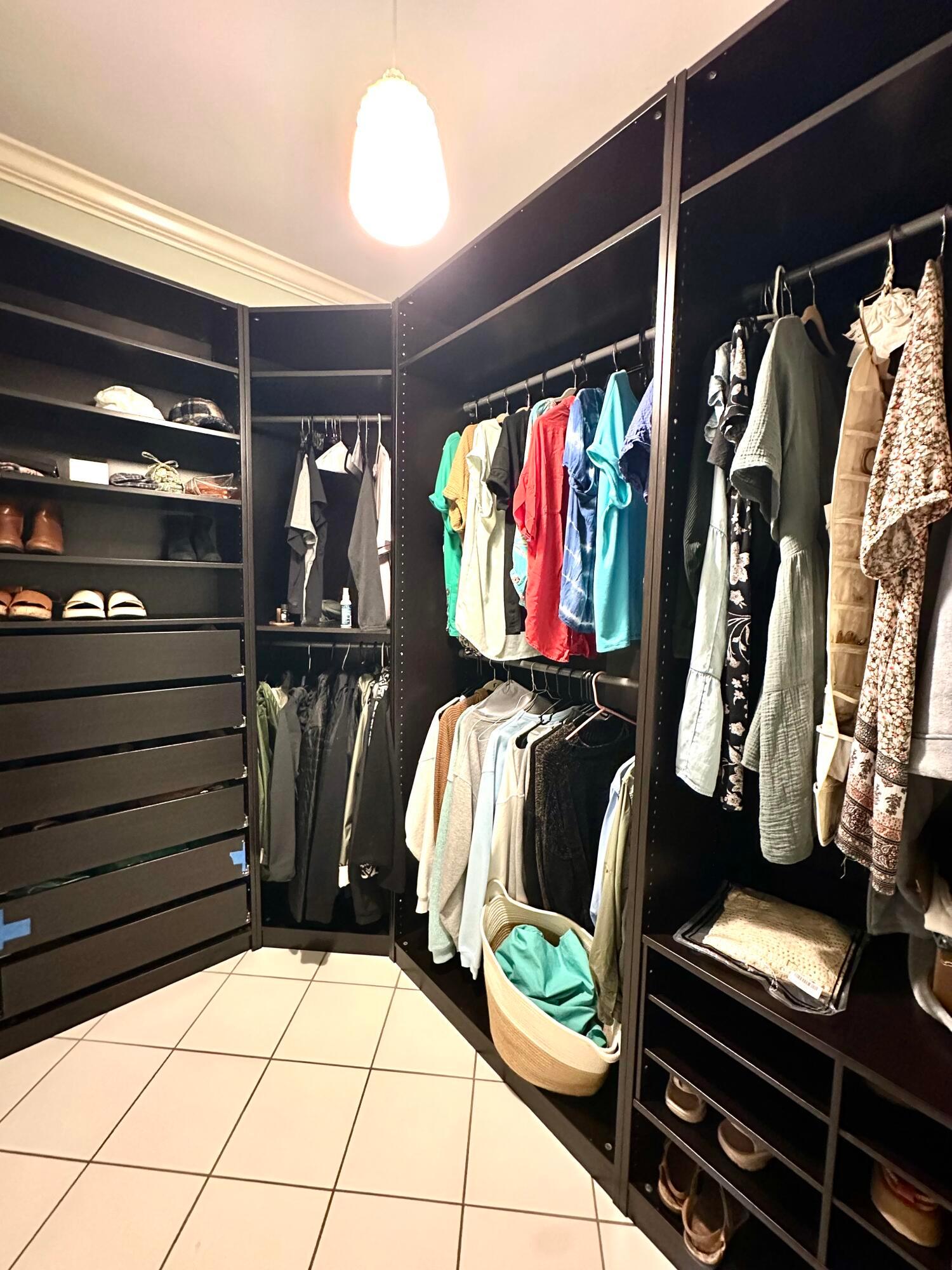 Tupelo, Mississippi, 38804, United States, 4 Bedrooms Bedrooms, ,4 BathroomsBathrooms,Residential,For Sale,1961666