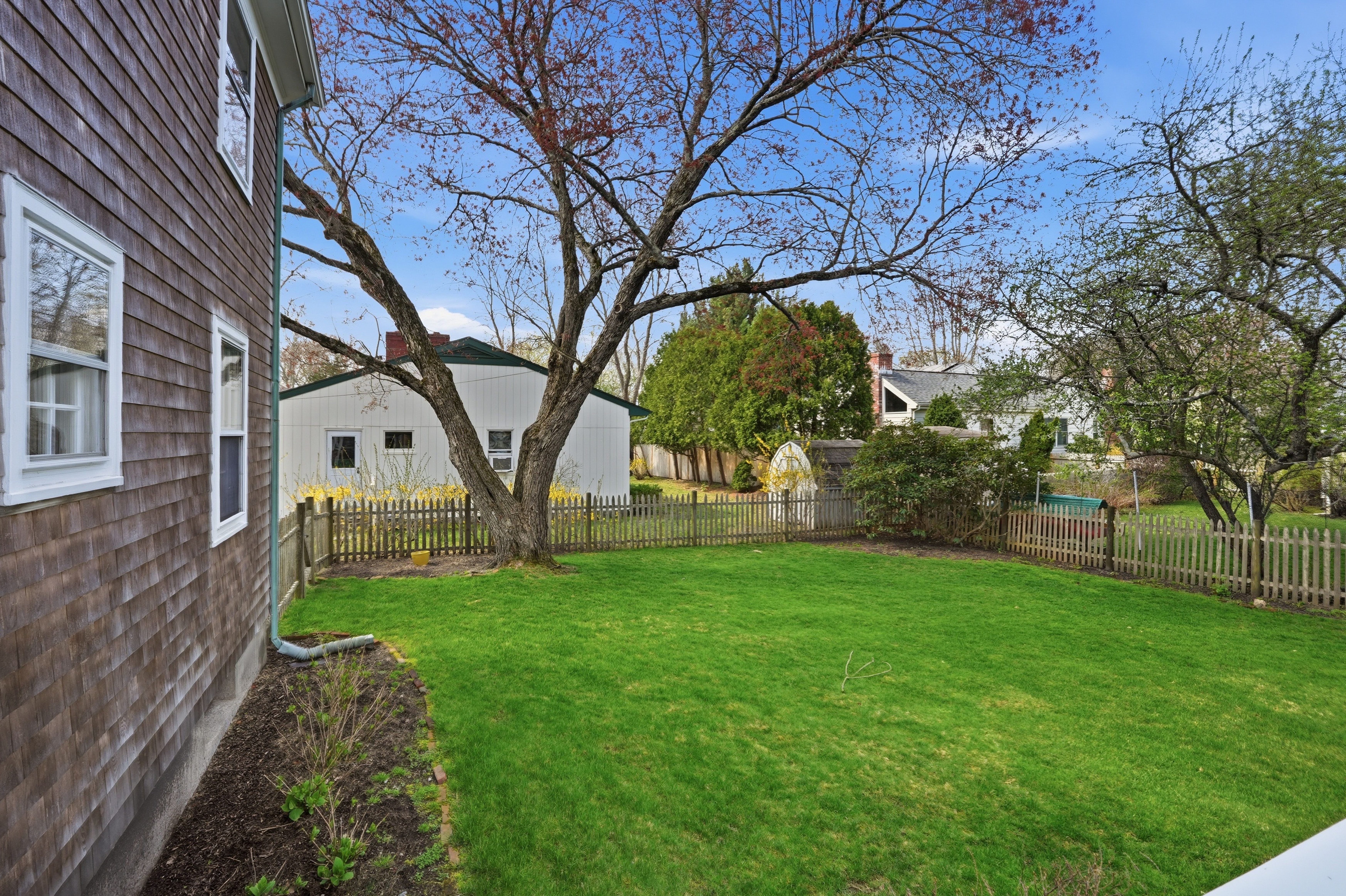  194 New Meadow Road, Barrington, RI, 02806 - 物件實景
