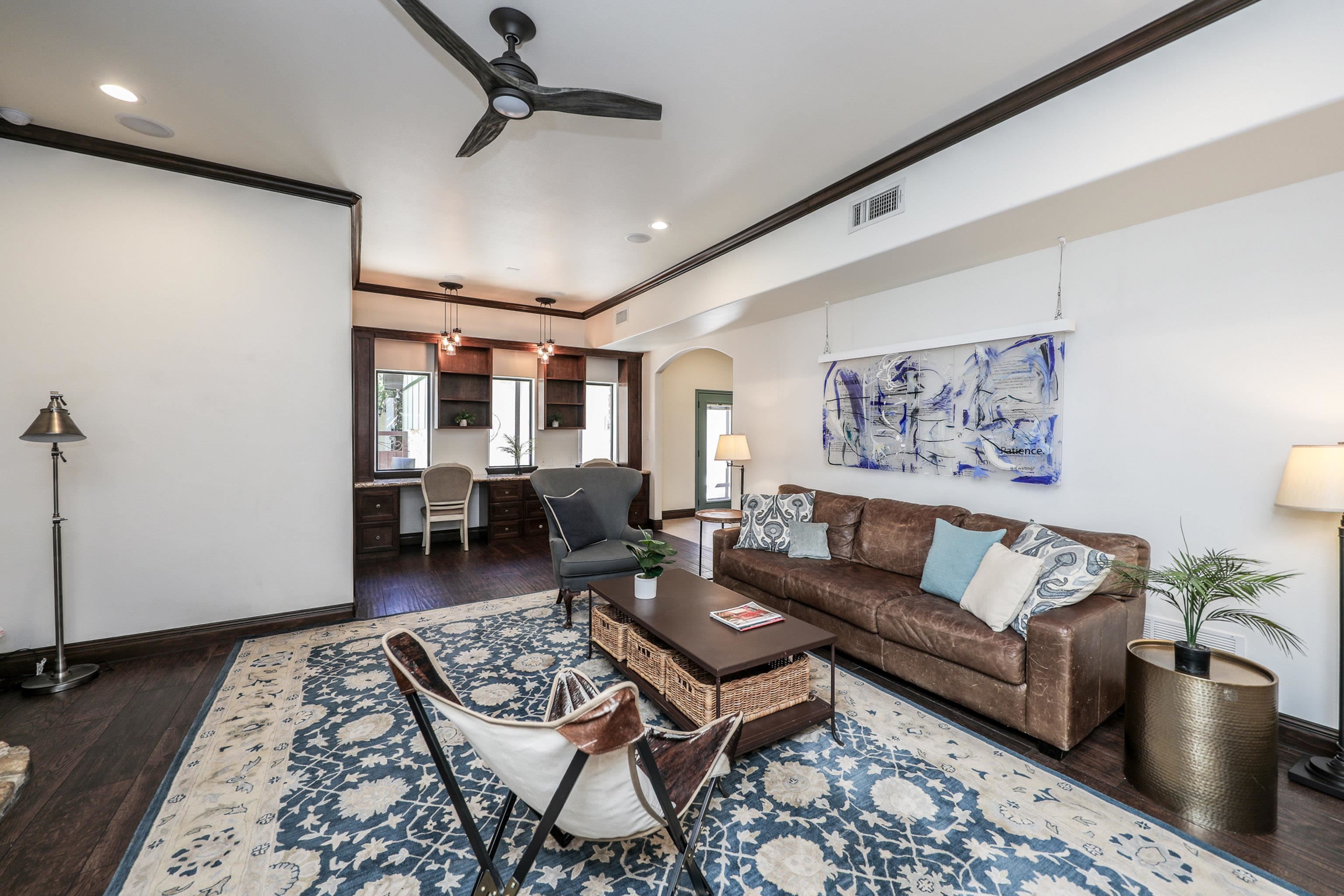 Laredo, Texas, 78041, United States, 4 Bedrooms Bedrooms, ,5 BathroomsBathrooms,Residential,For Sale,1989337