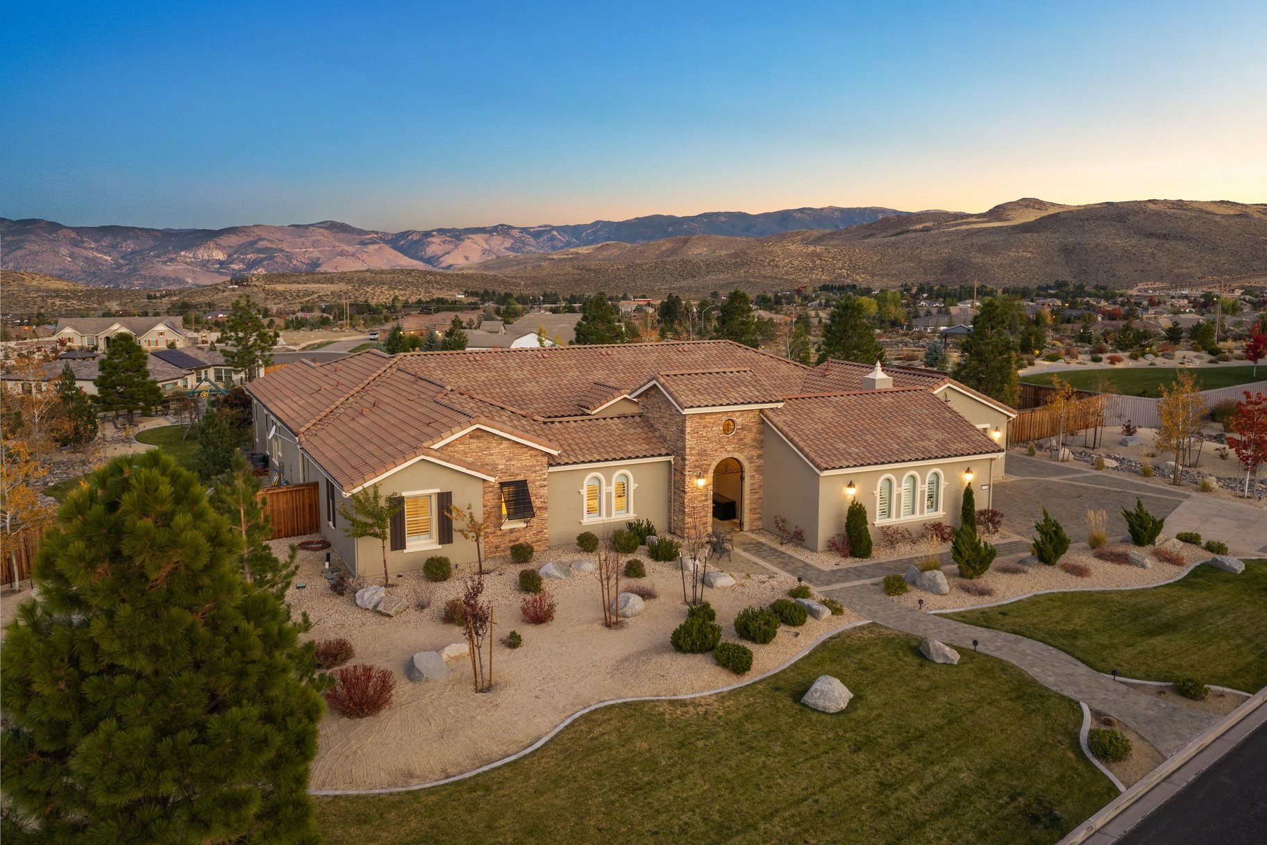  A Monte Vista Masterpiece  Panoramic Views, Exceptional Living - 物件實景