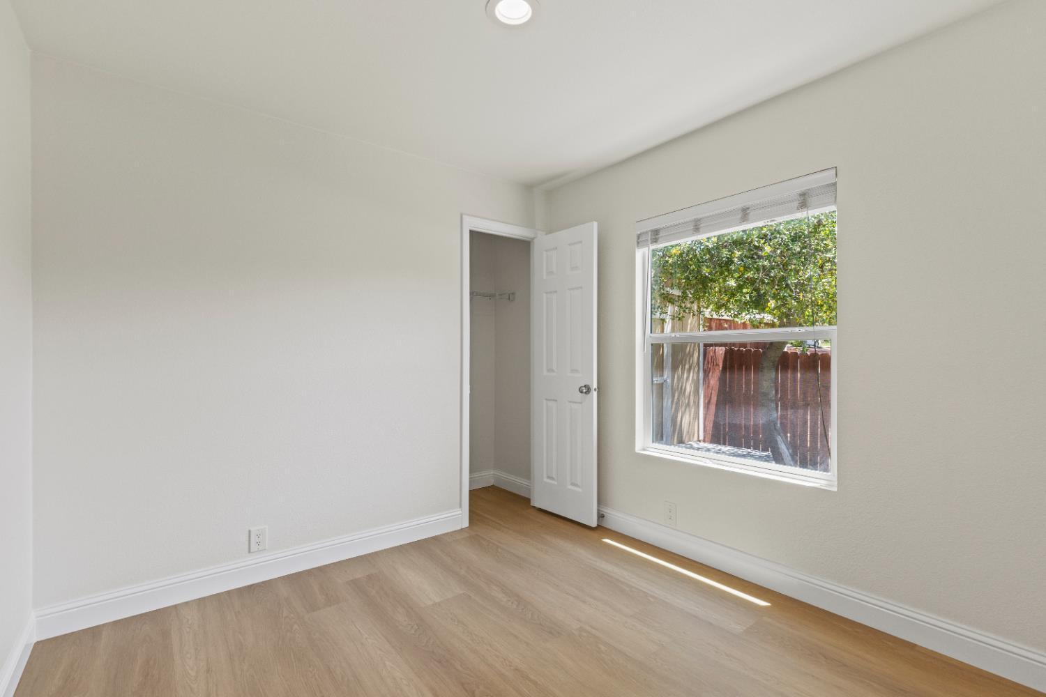 Lincoln, California, 95648, United States, 3 Bedrooms Bedrooms, ,2 BathroomsBathrooms,Residential,For Sale,1904345