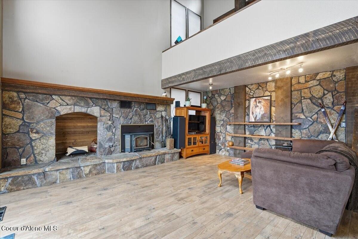 Coeur d'Alene, Idaho, 83814, United States, 3 Bedrooms Bedrooms, ,Residential,For Sale,2012334