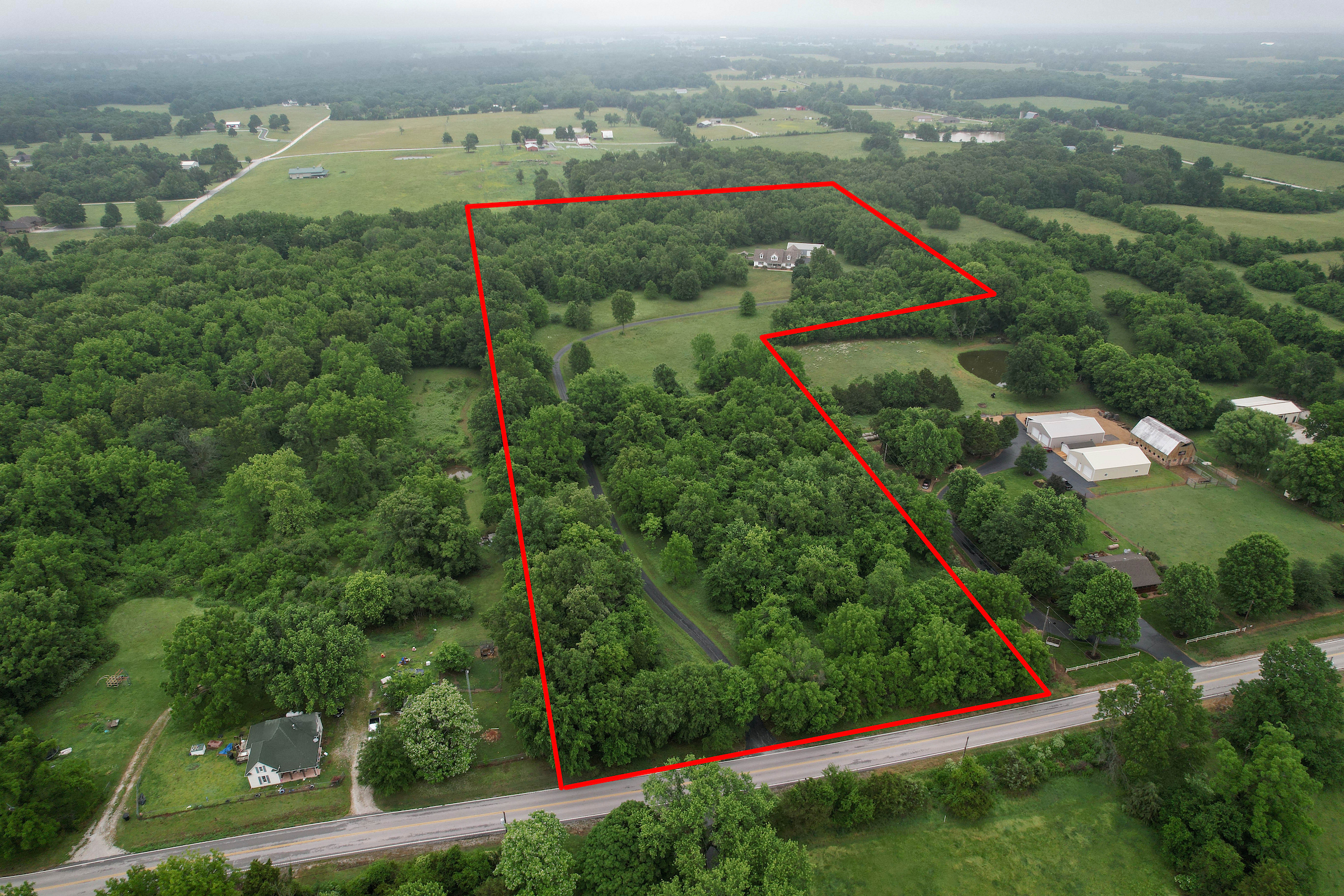 Springfield, Missouri, 65803, United States, 5 Bedrooms Bedrooms, ,3 BathroomsBathrooms,Residential,For Sale,2049332
