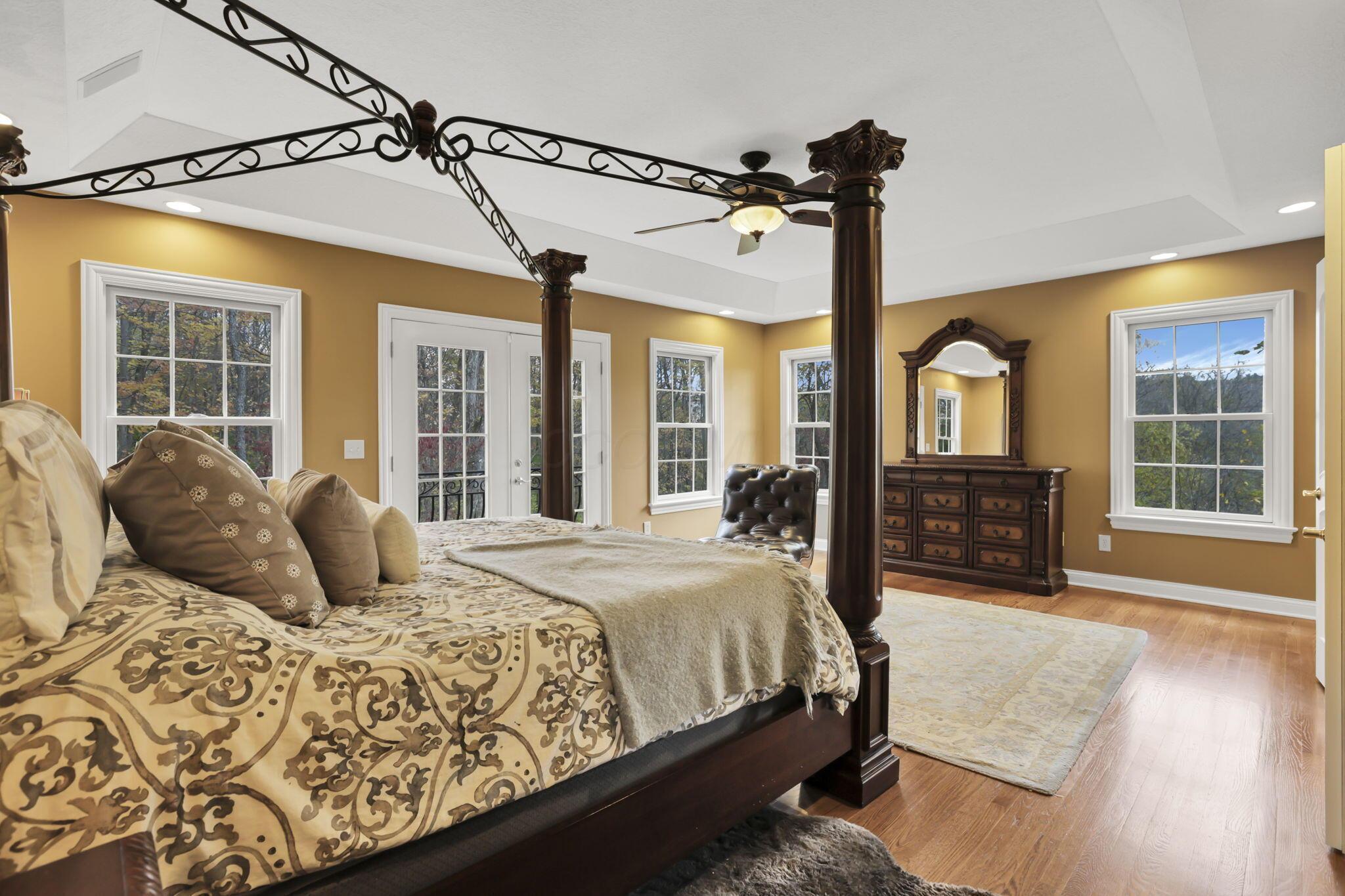 Delaware, Ohio, 43015, United States, 4 Bedrooms Bedrooms, ,4 BathroomsBathrooms,Residential,For Sale,1987027