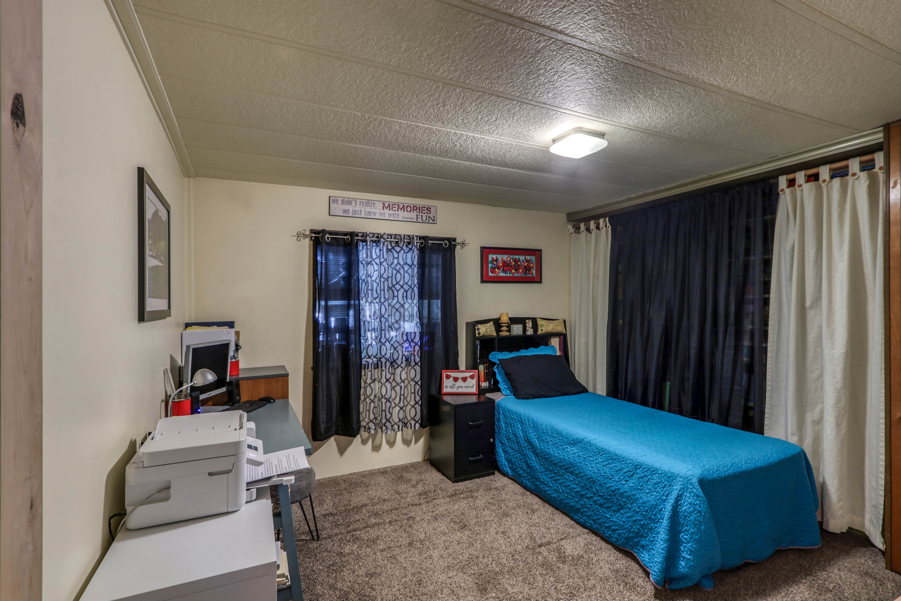 Kingston, Idaho, 83839, United States, 3 Bedrooms Bedrooms, ,2 BathroomsBathrooms,Residential,For Sale,1980630