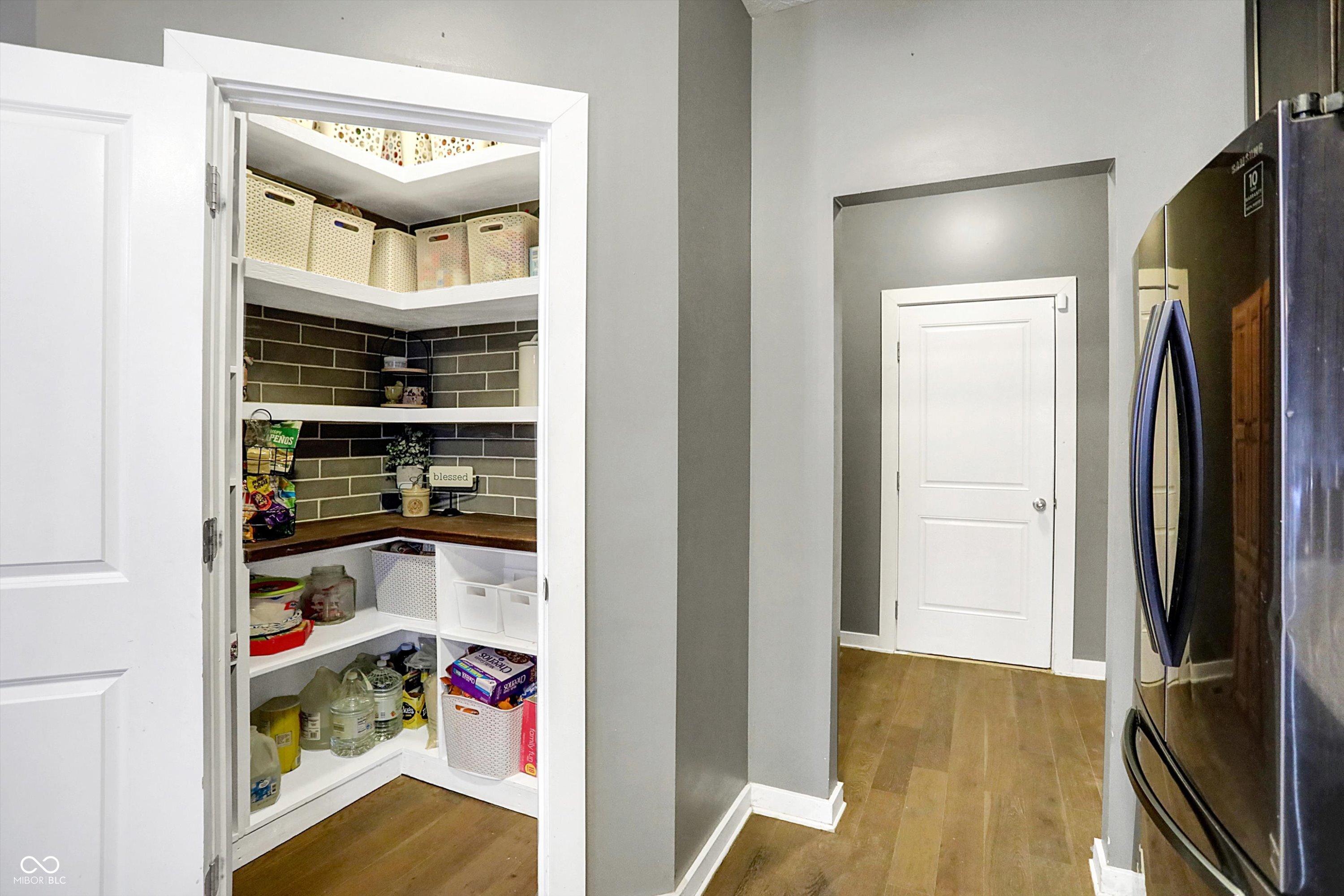 Franklin, Indiana, 46131, United States, 6 Bedrooms Bedrooms, ,4 BathroomsBathrooms,Residential,For Sale,1978604