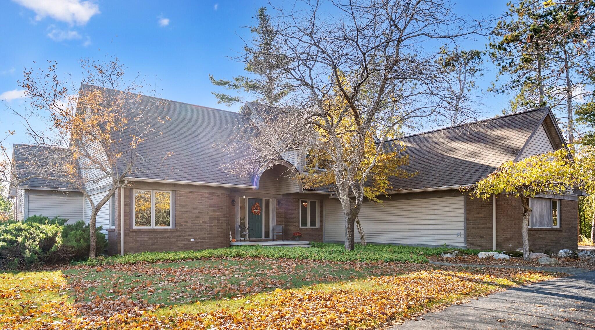 Alpena, Michigan, 49707, United States, 4 Bedrooms Bedrooms, ,4 BathroomsBathrooms,Residential,For Sale,2005523