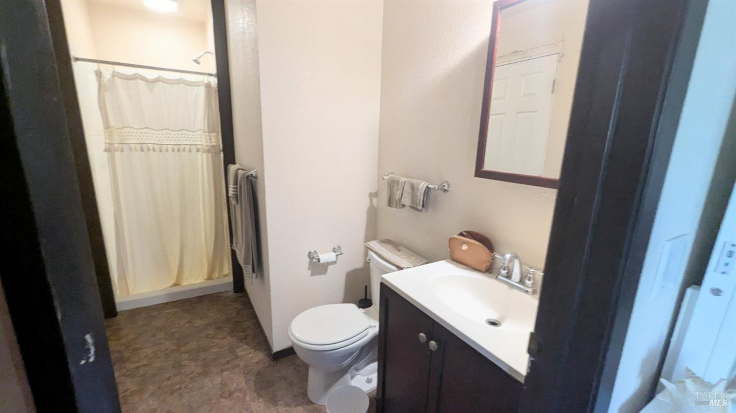 Santa Rosa, California, 95401, United States, 3 Bedrooms Bedrooms, ,2 BathroomsBathrooms,Residential,For Sale,1827098