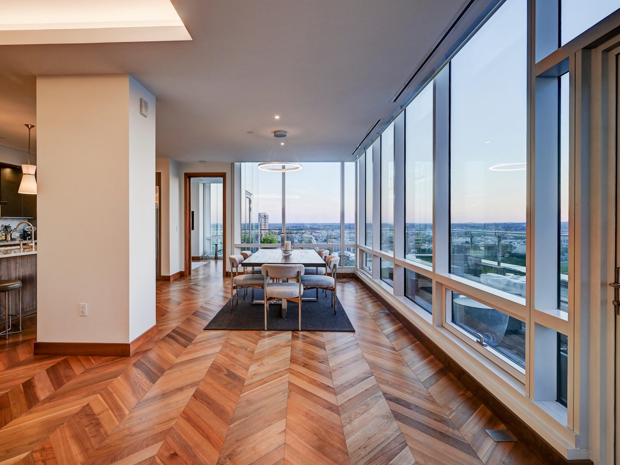  Four Seasons Private Residences - 物件實景