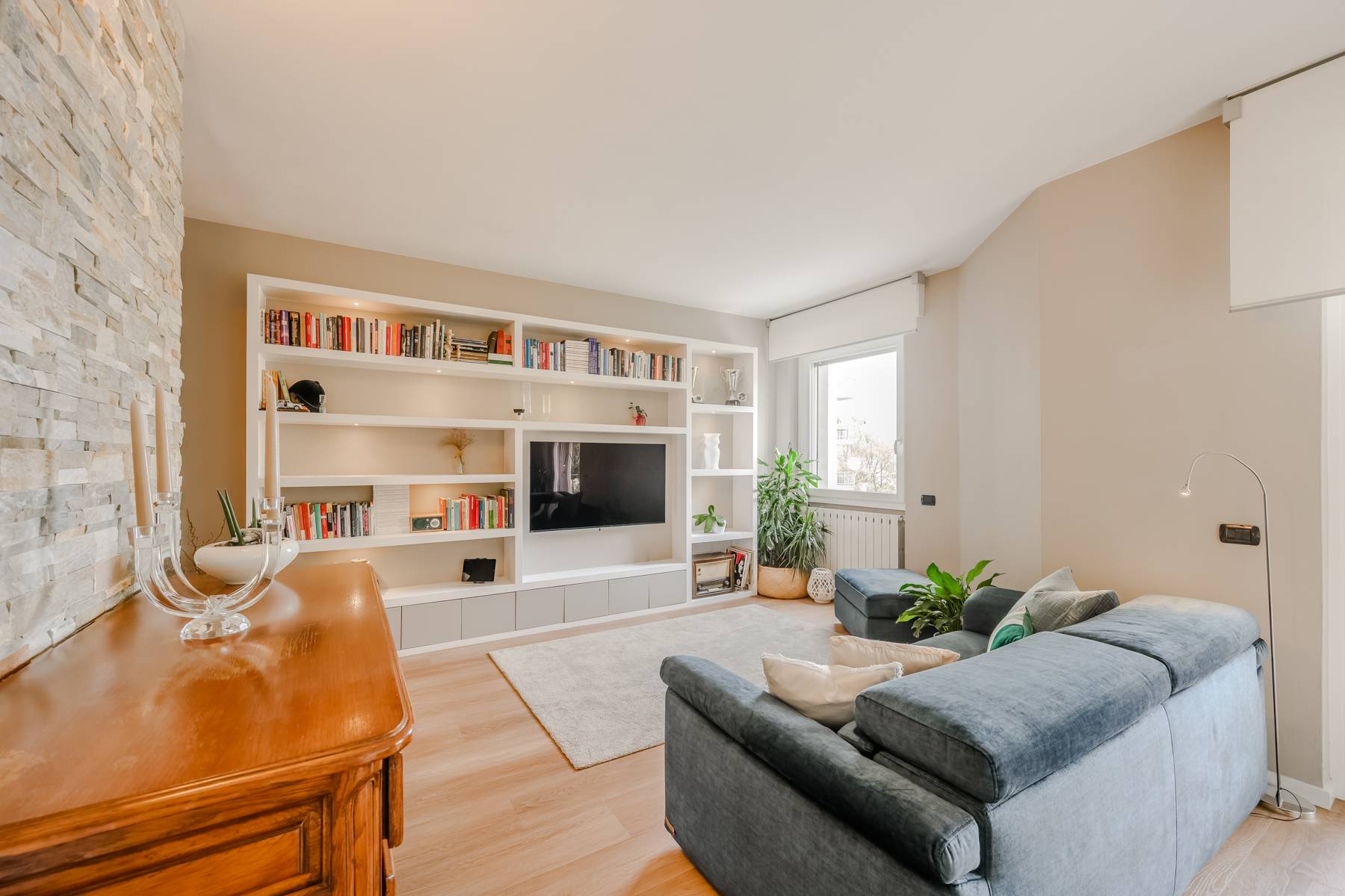  Elegant apartment with Lake and Rocca d’Angera View - 物件實景