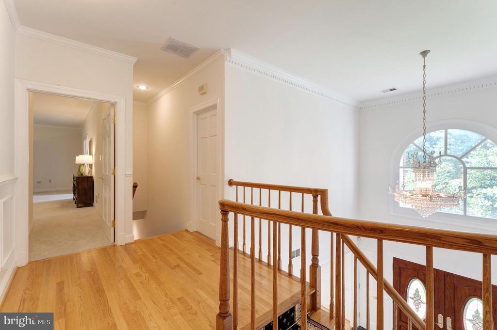 Great Falls, Virginia, 22066, United States, 5 Bedrooms Bedrooms, ,5 BathroomsBathrooms,Residential,For Sale,1900616