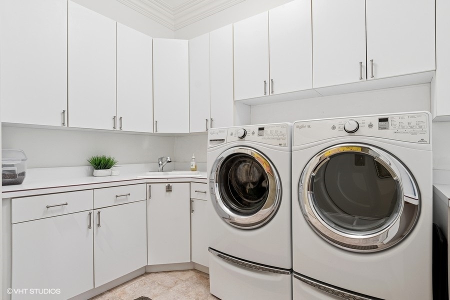 Wayne, Illinois, 60184, United States, 5 Bedrooms Bedrooms, ,7 BathroomsBathrooms,Residential,For Sale,2006495