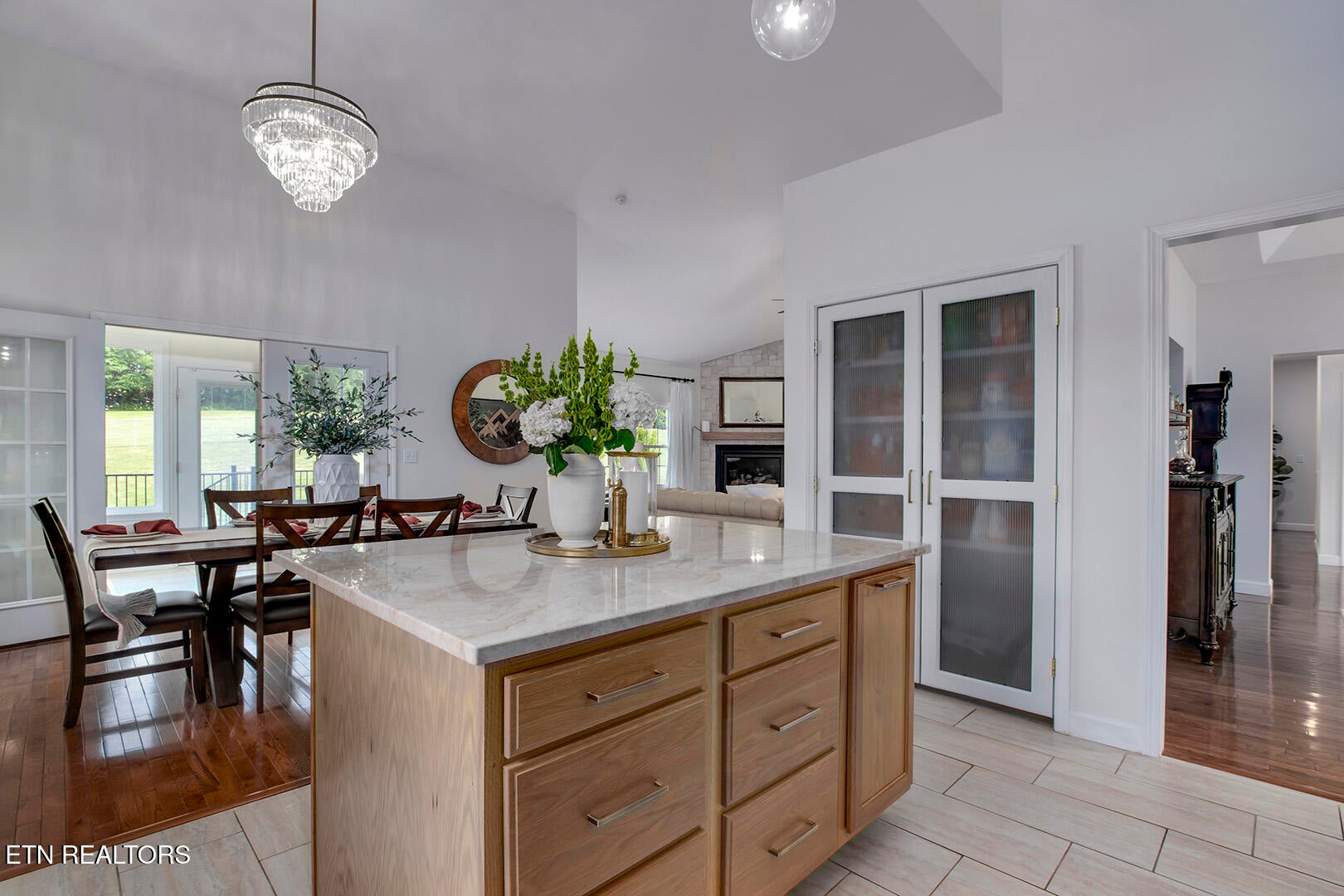 Harriman, Tennessee, 37748, United States, 3 Bedrooms Bedrooms, ,3 BathroomsBathrooms,Residential,For Sale,2011822