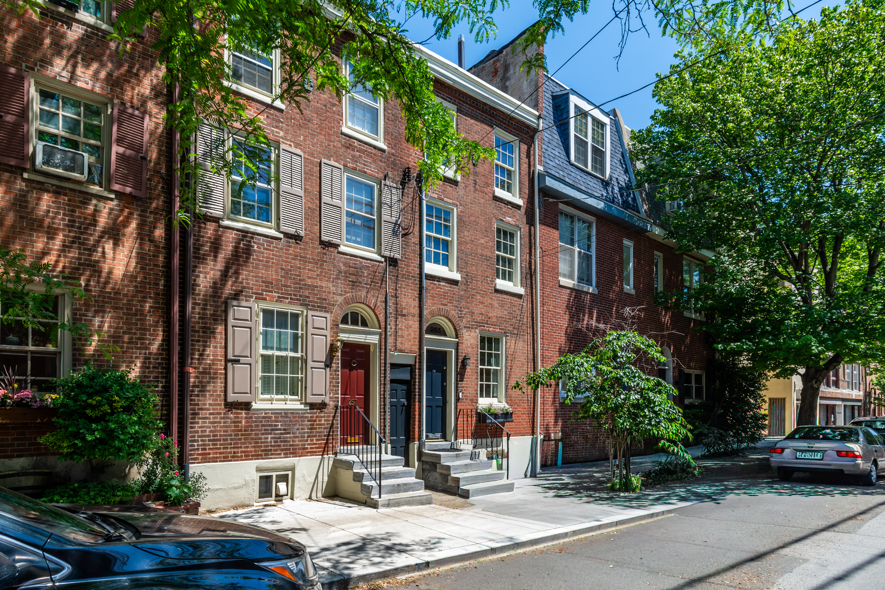  Vibrant Queen Village Gem - 物件實景