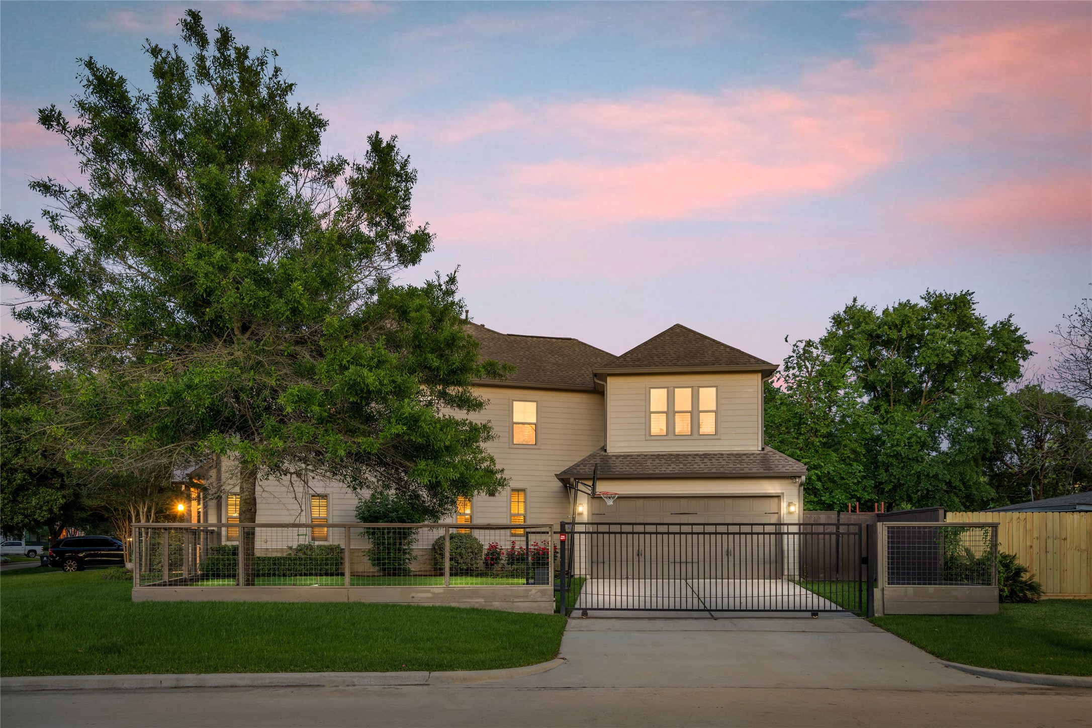  1045 Rosepoint Street - 物件實景