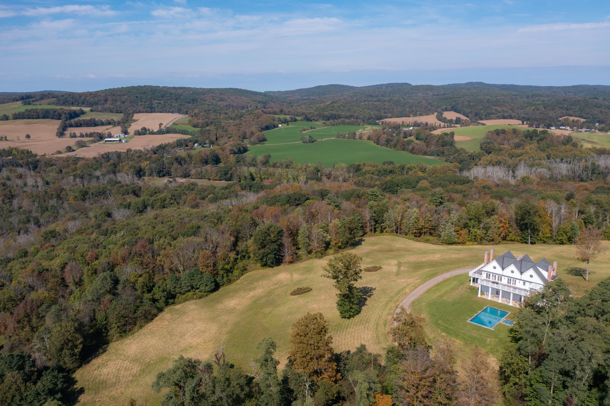 Hilltop Retreat 