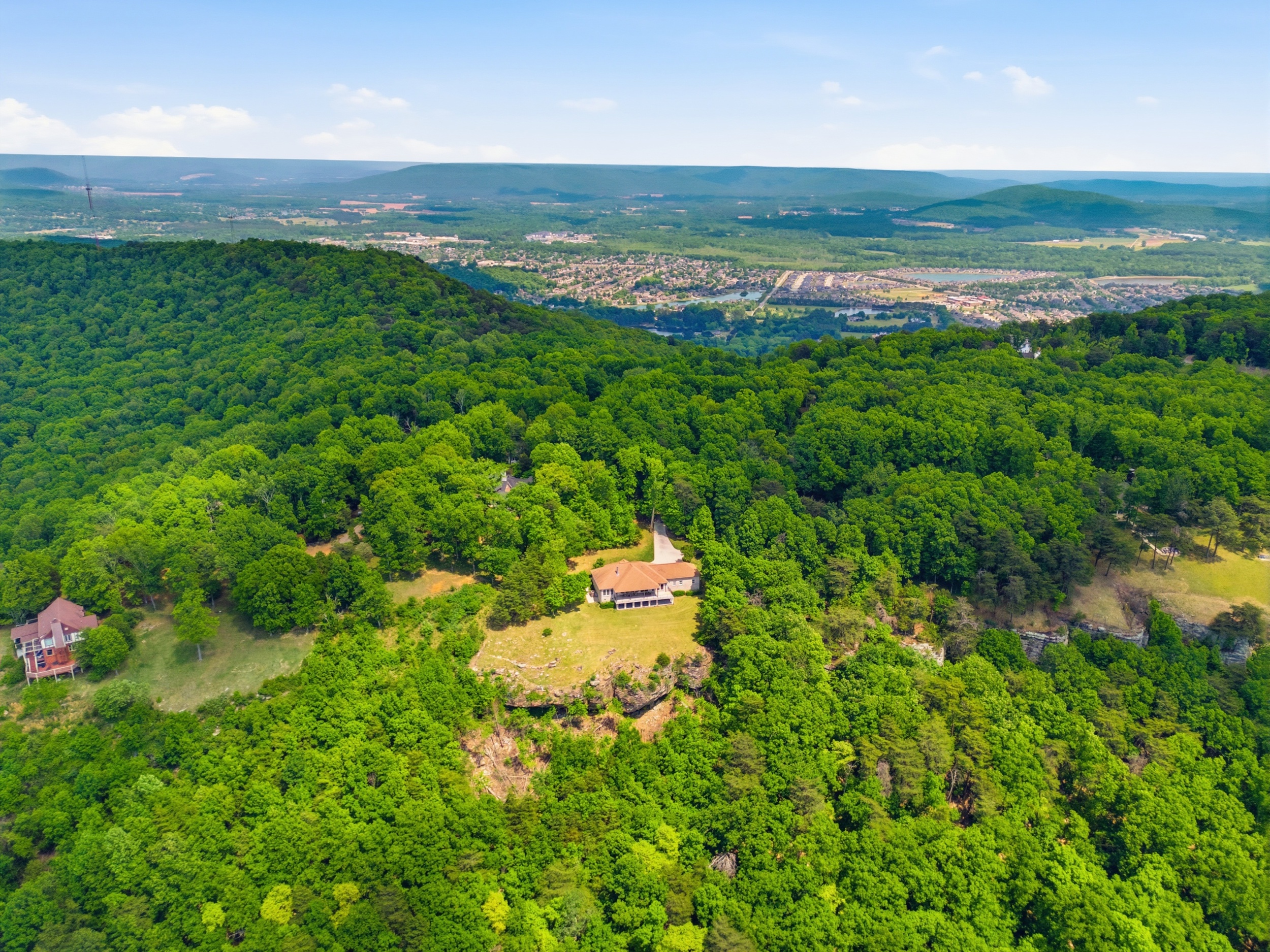  4990 Carr Ln SE - 物件實景