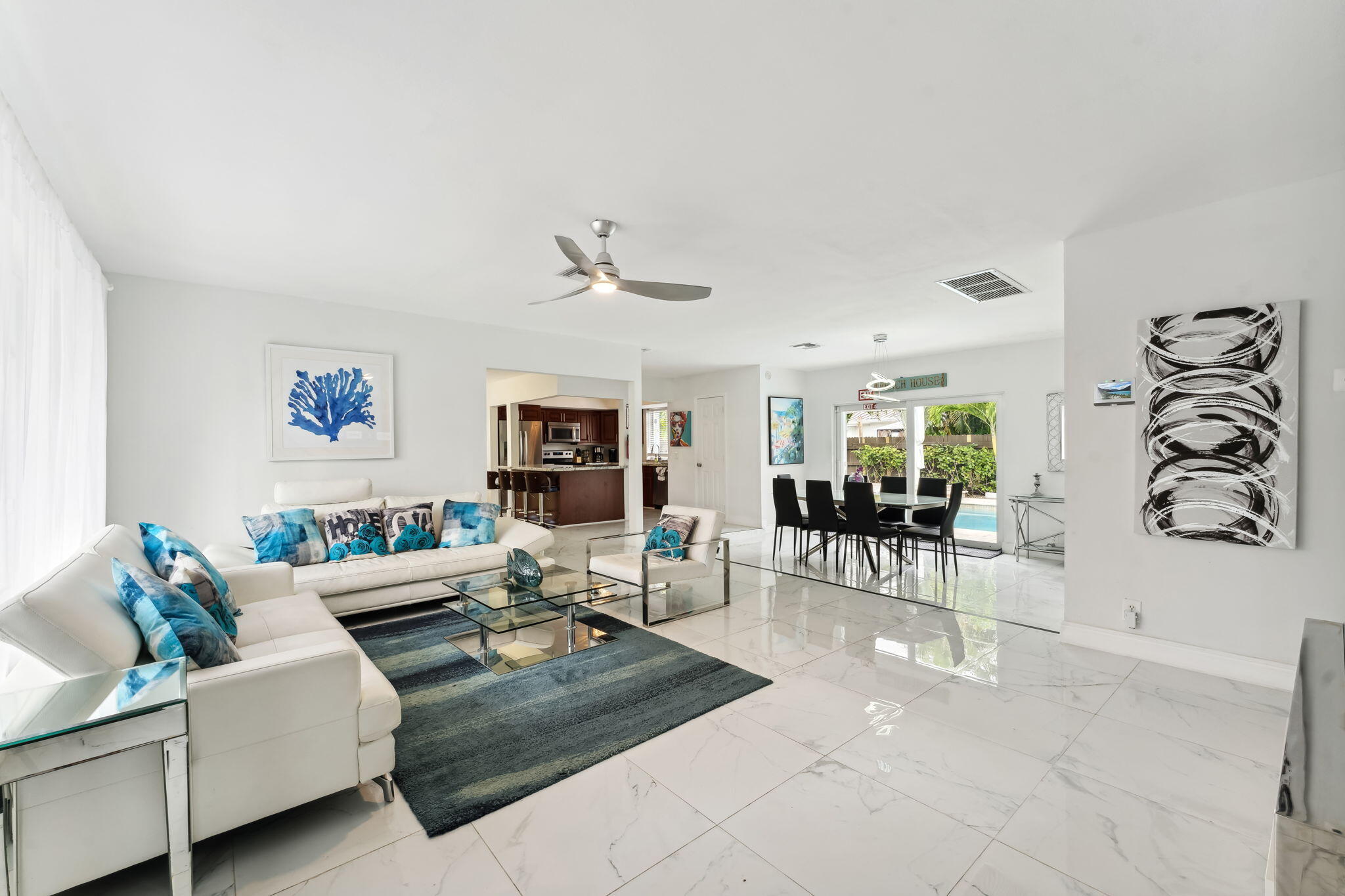 Hollywood, Florida, 33019, United States, 4 Bedrooms Bedrooms, ,3 BathroomsBathrooms,Residential,For Sale,1934699