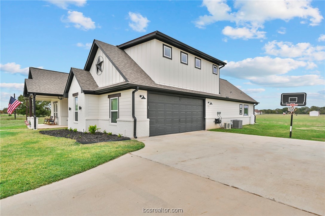 Bryan, Texas, 77808-7031, United States, 4 Bedrooms Bedrooms, ,4 BathroomsBathrooms,Residential,For Sale,1978481