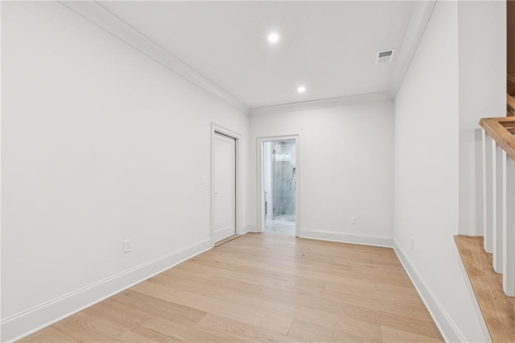 Alpharetta, Georgia, 30004, United States, 5 Bedrooms Bedrooms, ,7 BathroomsBathrooms,Residential,For Sale,1978962