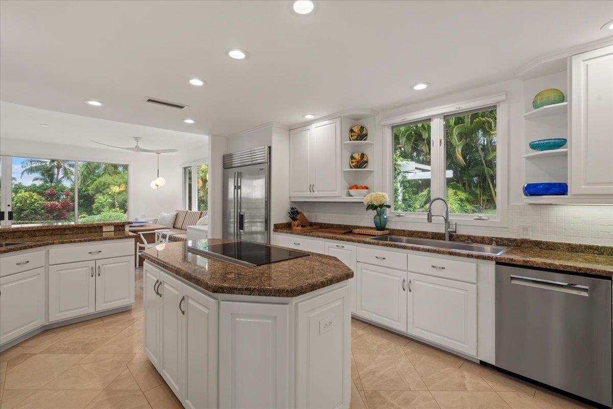 Kihei, Hawaii, 96753, United States, 5 Bedrooms Bedrooms, ,5 BathroomsBathrooms,Residential,For Sale,2003488