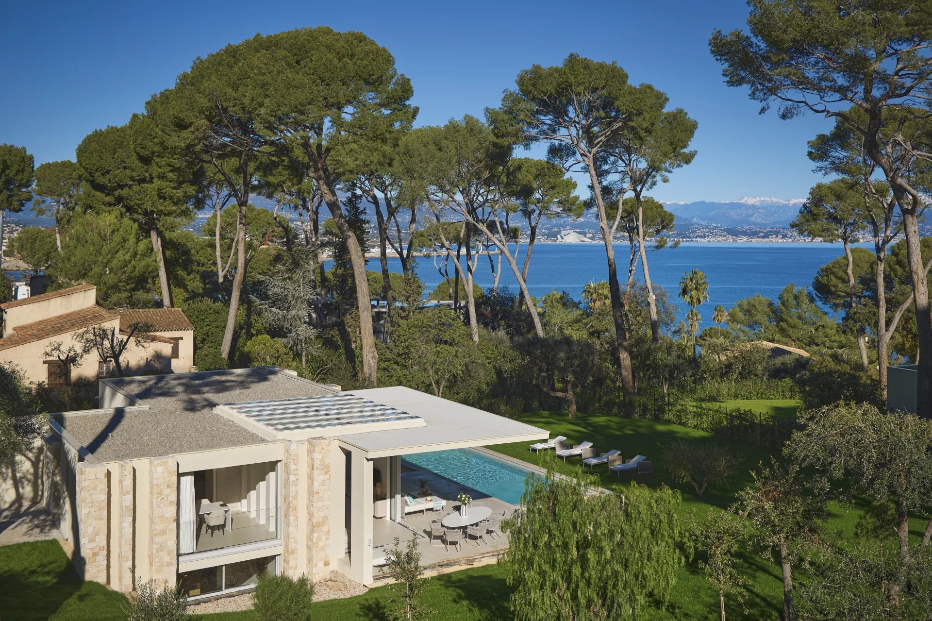 Antibes, Provence-Alpes-Côte d?Azur, 06600, FR, 4 Bedrooms Bedrooms, ,4 BathroomsBathrooms,Residential,For Sale,1610674