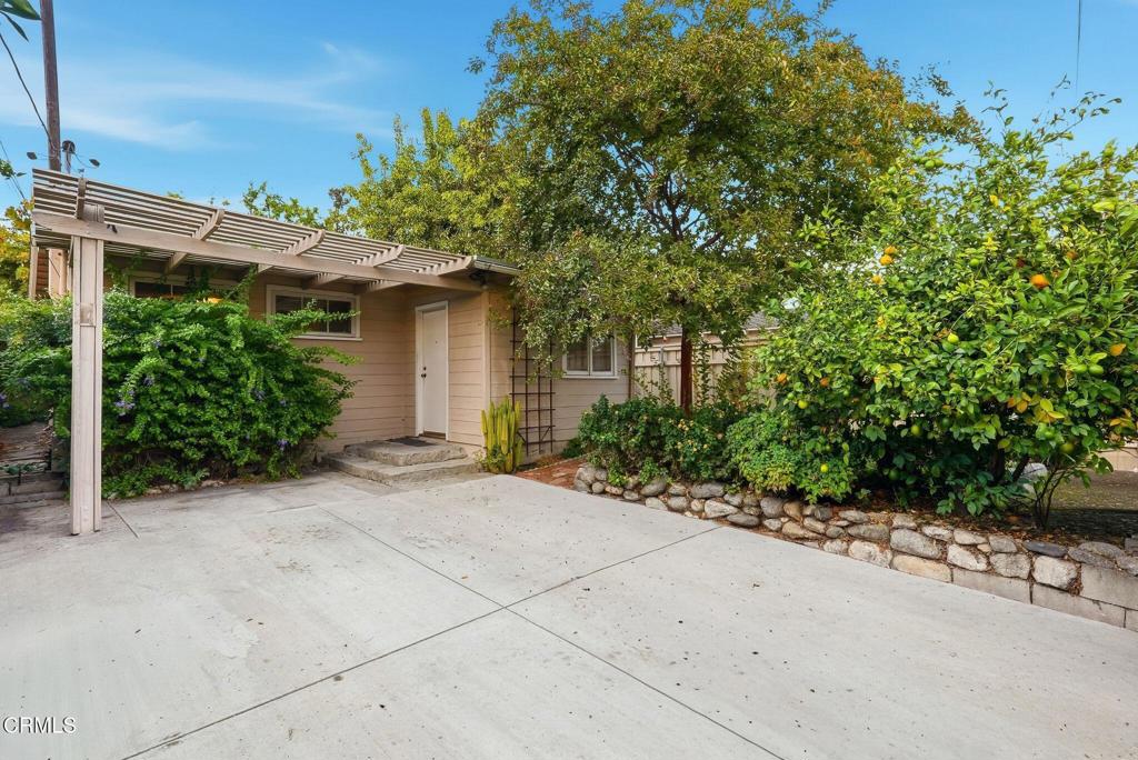 Pasadena, California, 91104, United States, 3 Bedrooms Bedrooms, ,1 BathroomBathrooms,Residential,For Sale,1993428