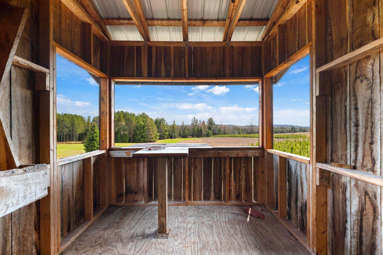 CRIVITZ, Wisconsin, 54129, United States, 4 Bedrooms Bedrooms, ,3 BathroomsBathrooms,Residential,For Sale,1792767