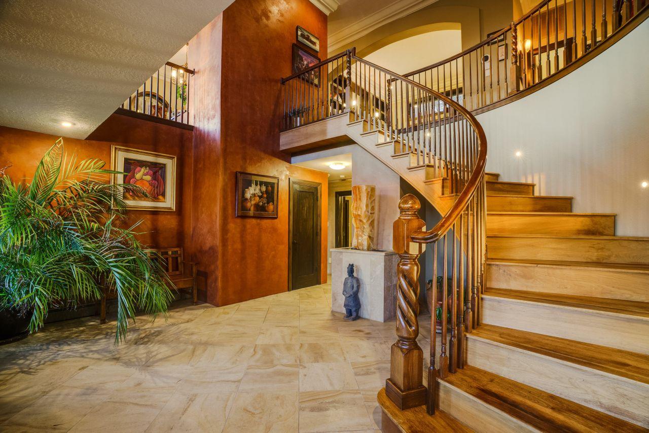 Albuquerque, New Mexico, 87122, United States, 4 Bedrooms Bedrooms, ,5 BathroomsBathrooms,Residential,For Sale,1766208