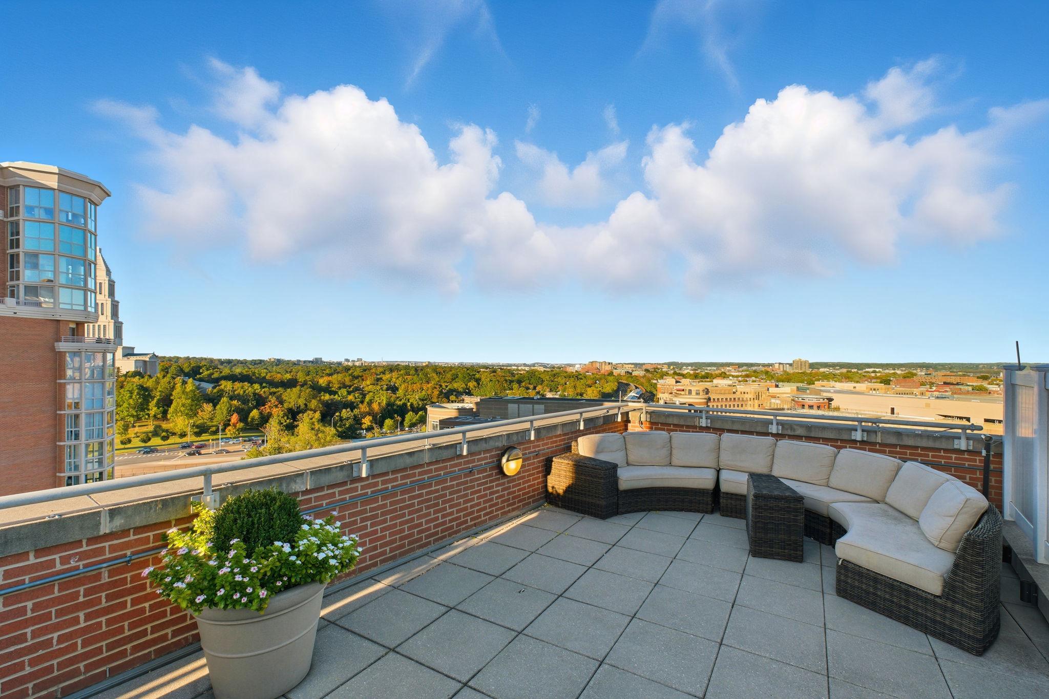 2050 Jamieson Avenue, Alexandria, VA, 22314 - 物件實景