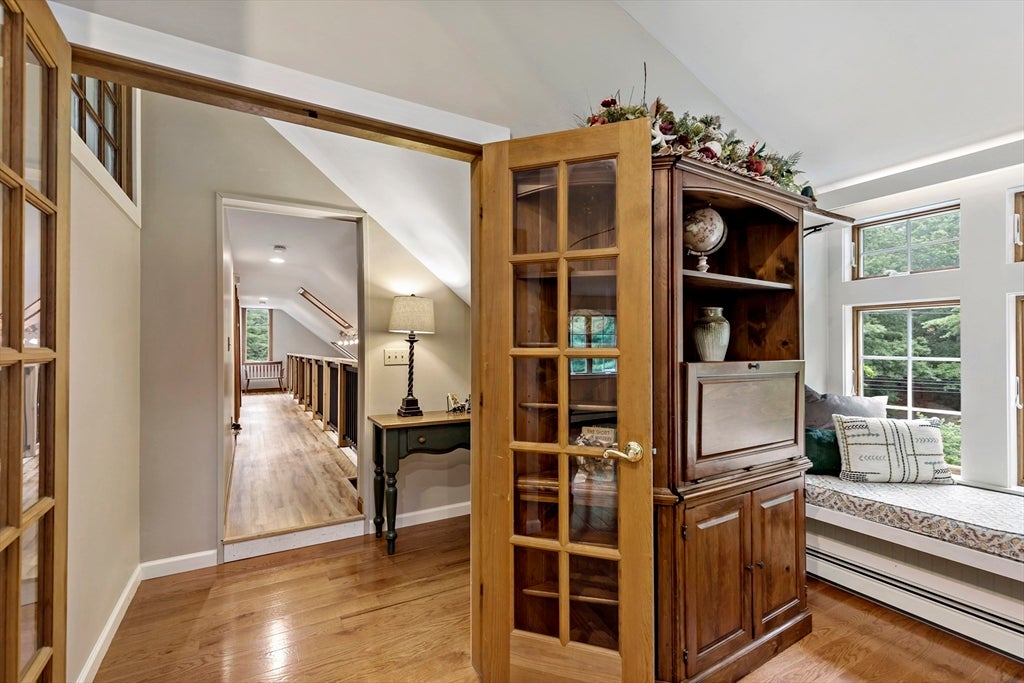 Kingston, Massachusetts, 02364, United States, 3 Bedrooms Bedrooms, ,2 BathroomsBathrooms,Residential,For Sale,1975778