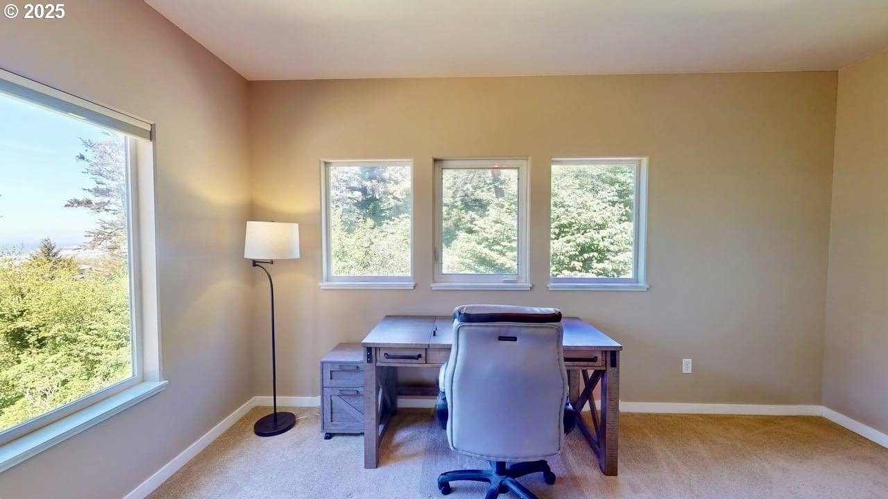 Gold Beach, Oregon, 97444, United States, 6 Bedrooms Bedrooms, ,4 BathroomsBathrooms,Residential,For Sale,1982299