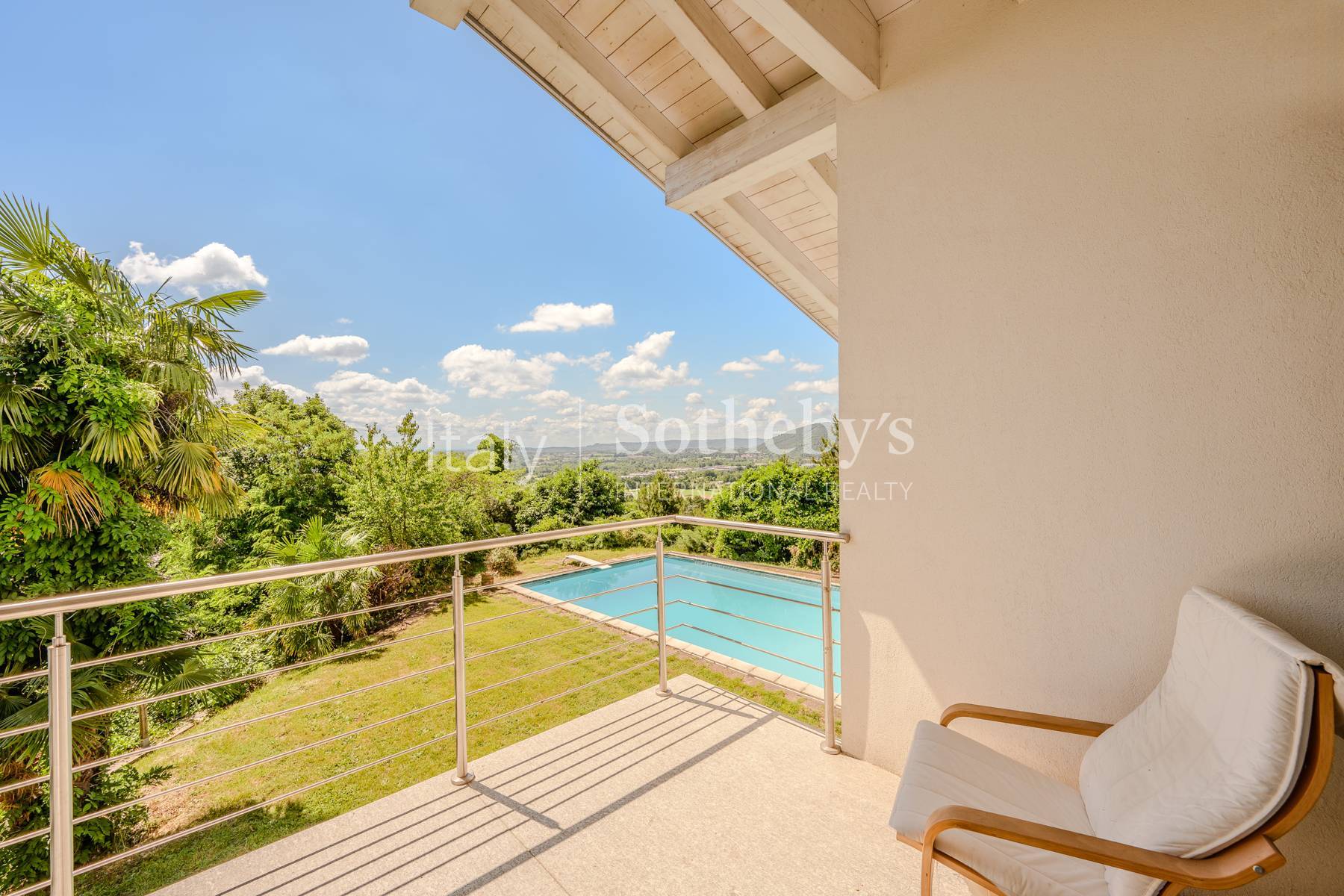  Contemporary villa with swimming pool and private park - 物件實景